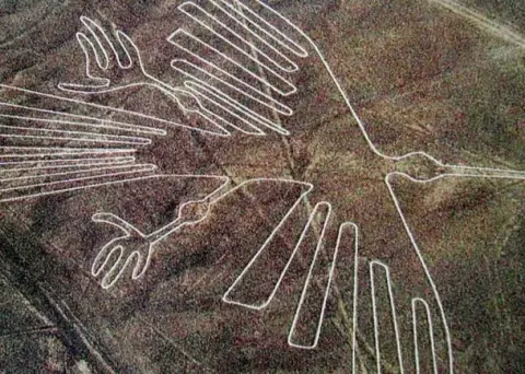 Sobrevoe as Linhas de Nazca do aeroporto de Nazca