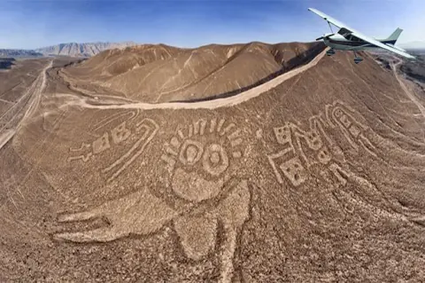 Sobrevoe as Linhas de Nazca e Palpa a partir do aeroporto de Pisco.