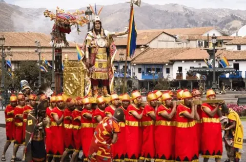 Inti Raymi 2027 + Machupicchu e Cusco tour 10 giorni/9 giorni